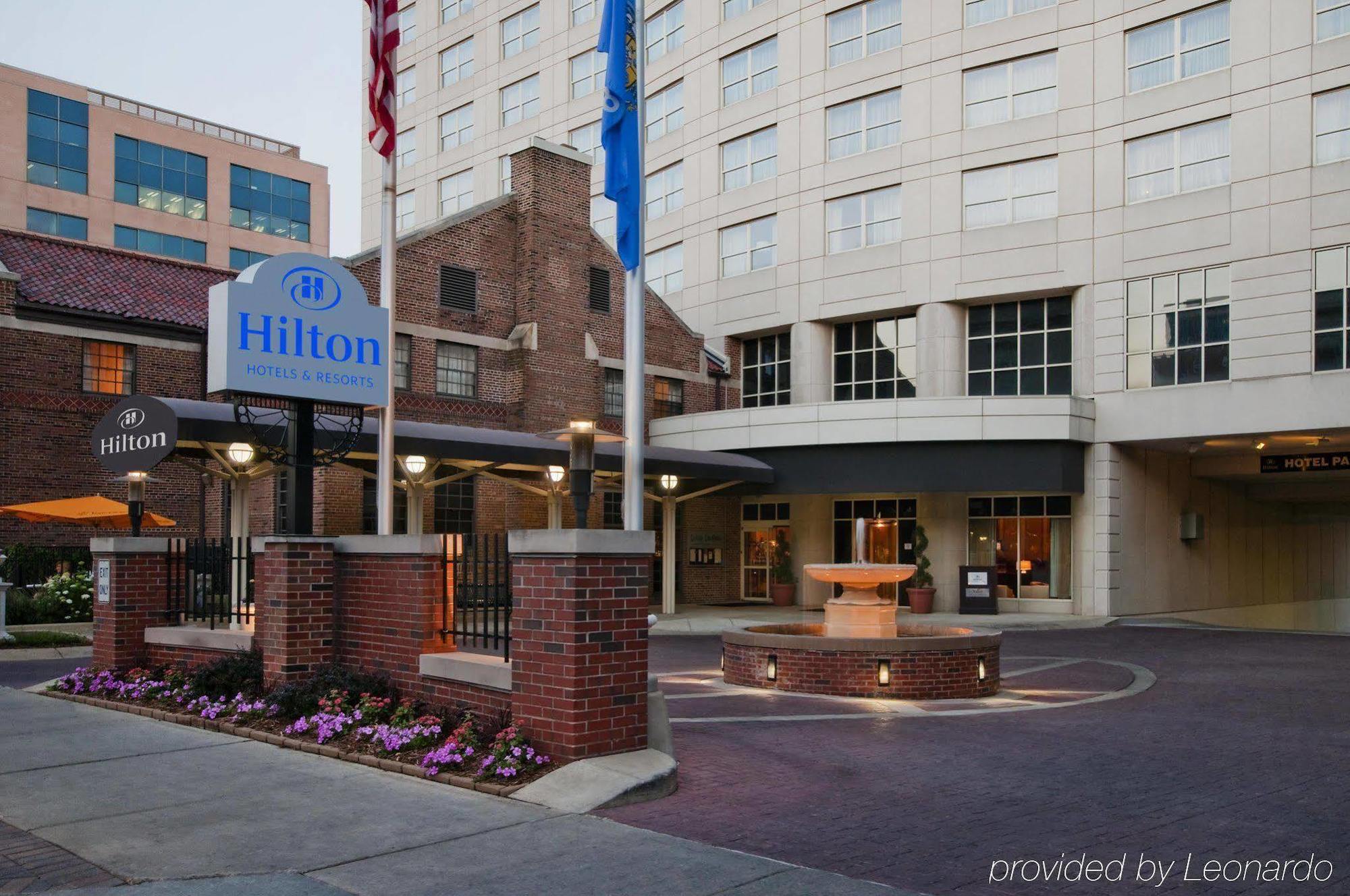 Hotel Hilton Madison Monona Terrace Exterior foto